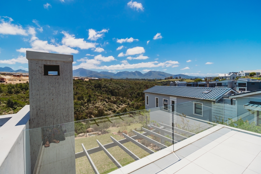 4 Bedroom Property for Sale in Welgelegen Western Cape